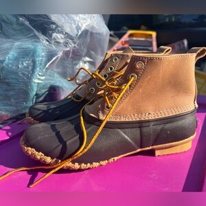 Dexter Tan and Black Women's Boots